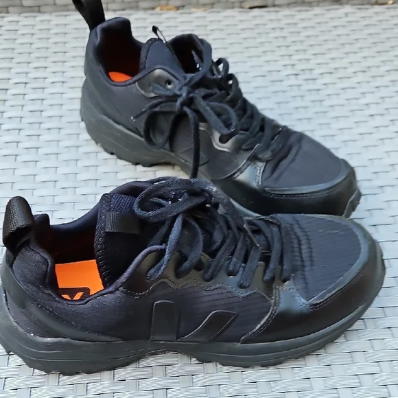 Veja Eco Women's Black Athletic Sneaker Shoes Size 11 US/44 EU - Picture 5 of 17